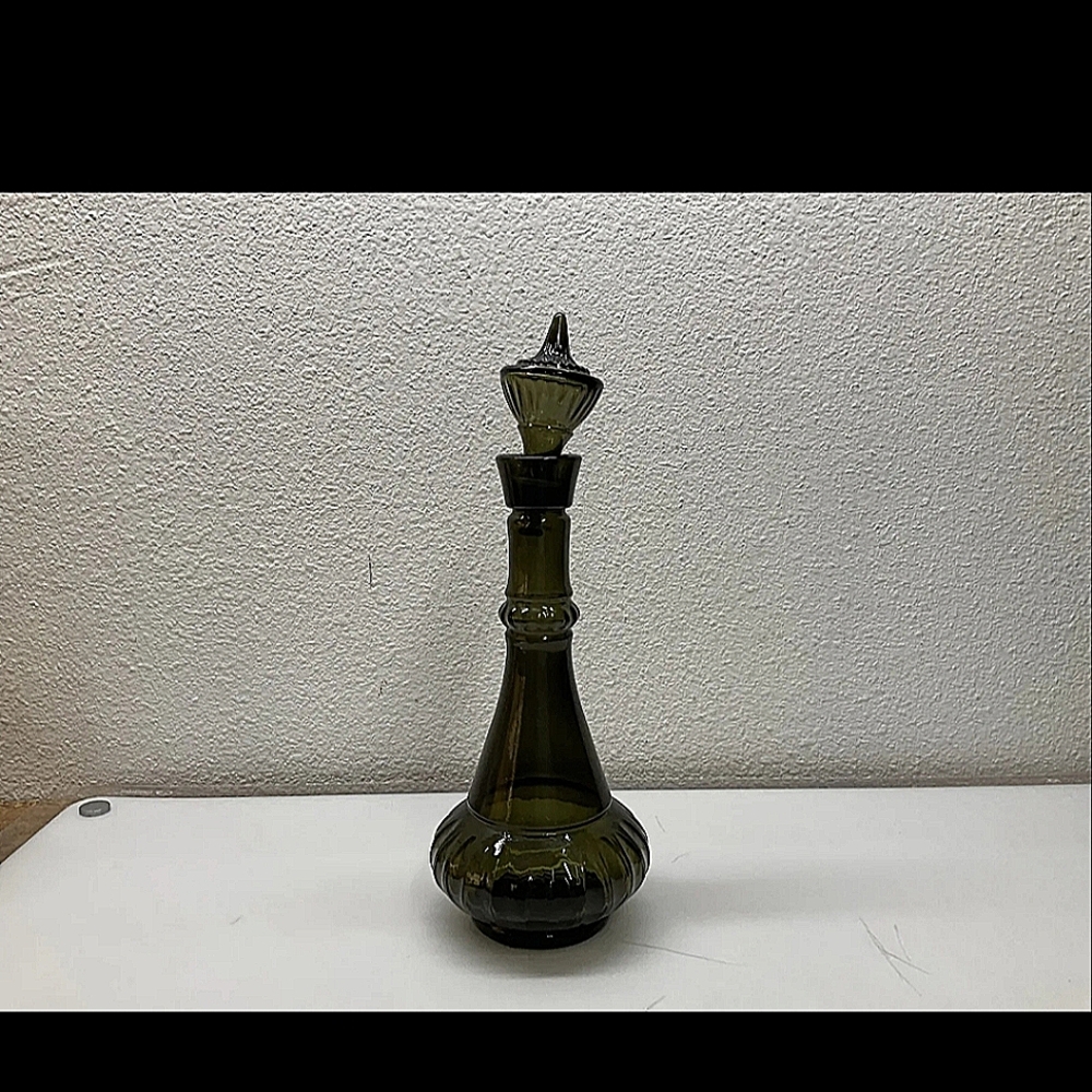 1964 Jim Beam I Dream of Jeannie bottle minus cork on the stopper top